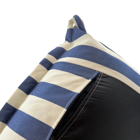 Pouf extérieur à rayures
