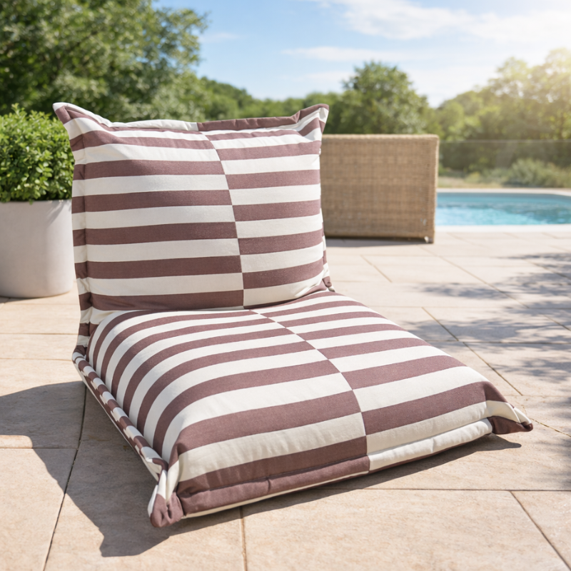 Pouf extérieur à rayures