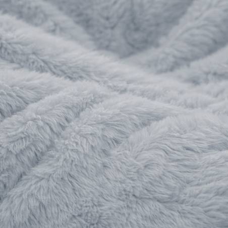 détails fausse fourrure